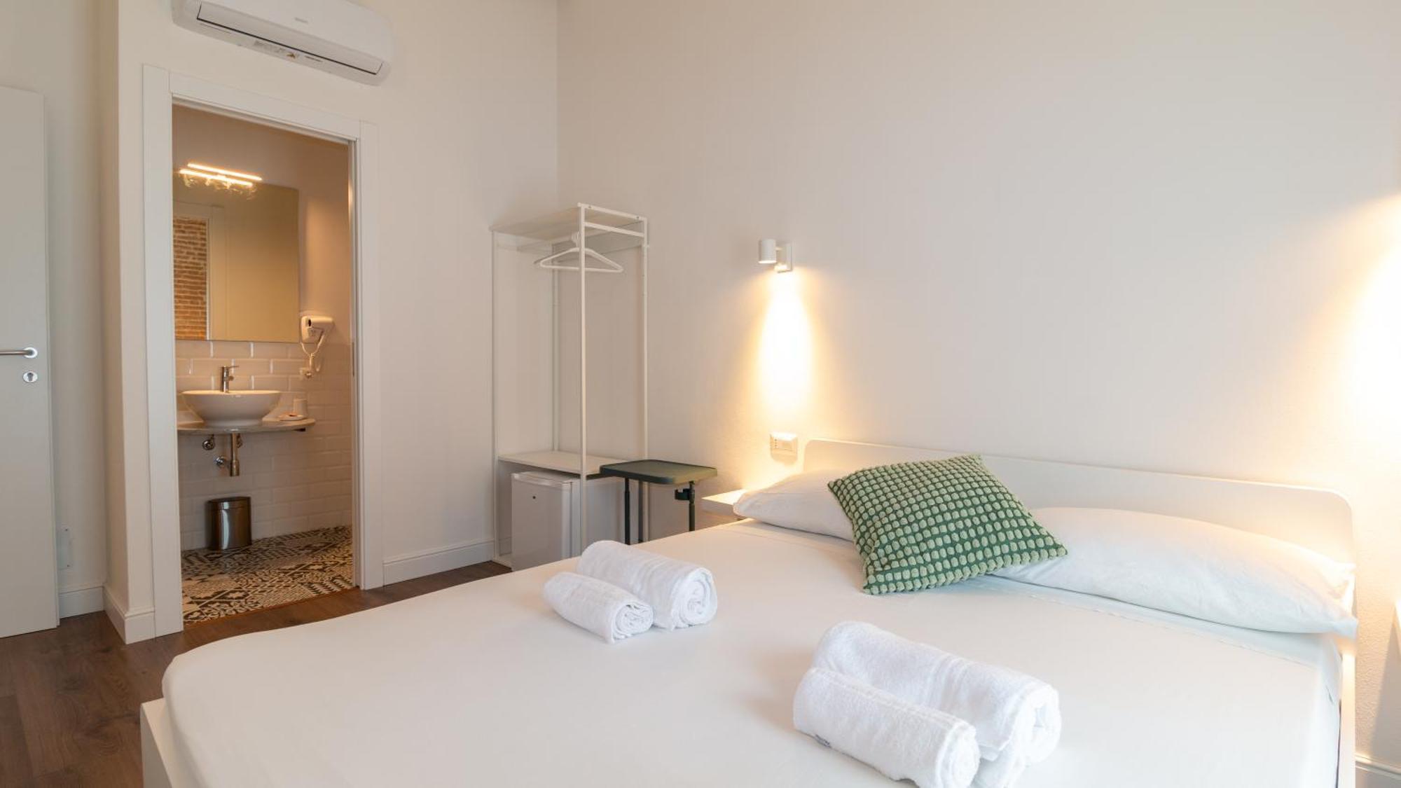 Ceramic Rooms Oristano Ngoại thất bức ảnh